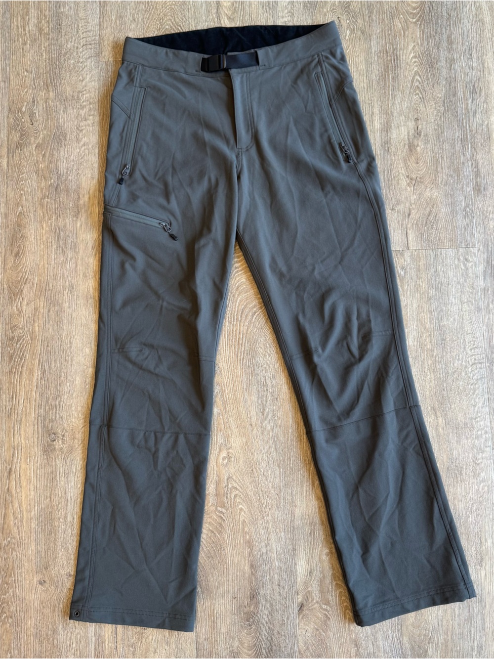 Mountain Equipment Co-Op Men's Performance Zip-Pocket Pants - Dark Charcoal 34”